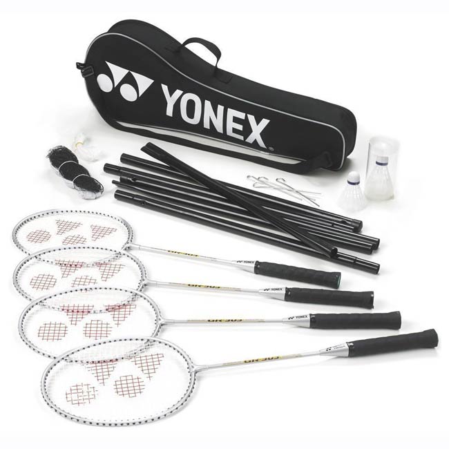 Yonex GR-303 4 player set Rkts/shuttles/net/posts